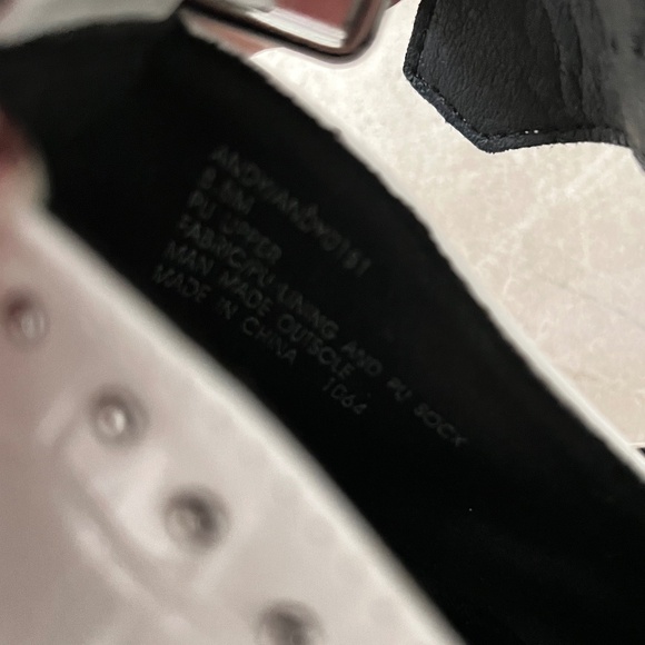 Steve Madden Andy White Crocodile Boots - Picture 8 of 9